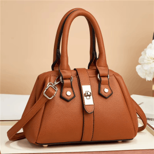 Women's Retro Simple Elegant Shoulder Bag Large Capacity