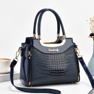 Large Capacity Retro Solid Color Simple and Versatile