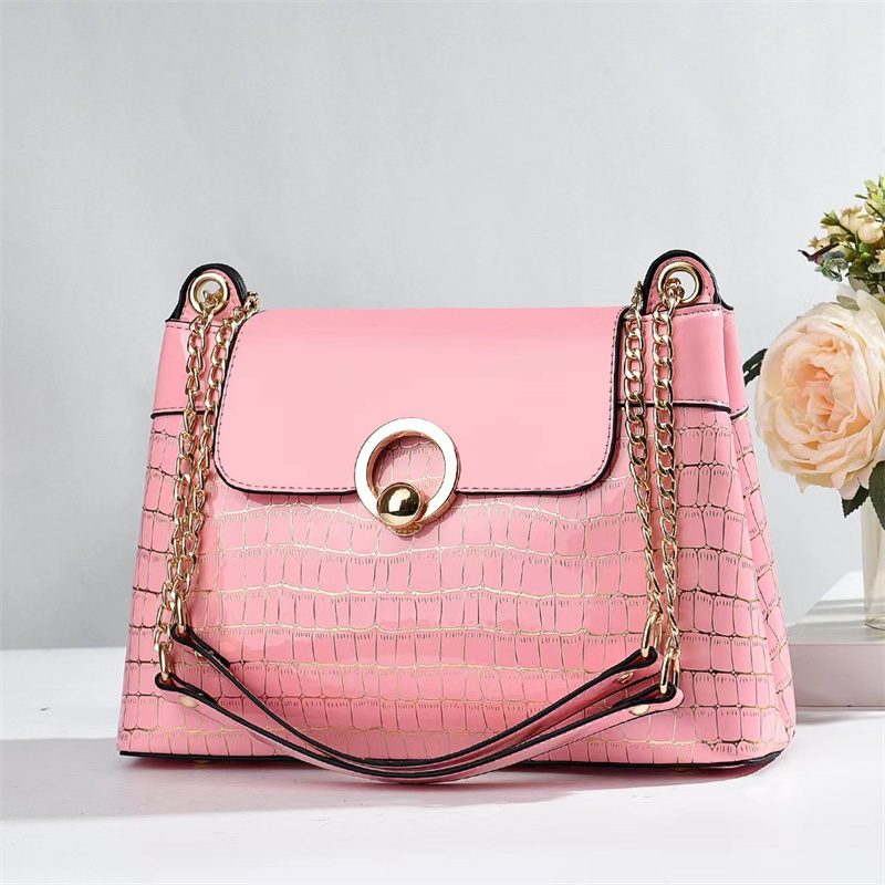 Versatile and Fashionable With a Large Capacity New Elegant