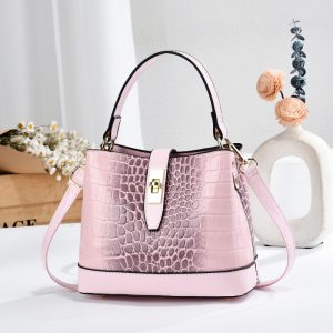 Lightweight Alligator Pattern Crossbody Shoulder Bag for