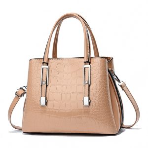 Minimalist and Versatile Large Capacity Fashionable